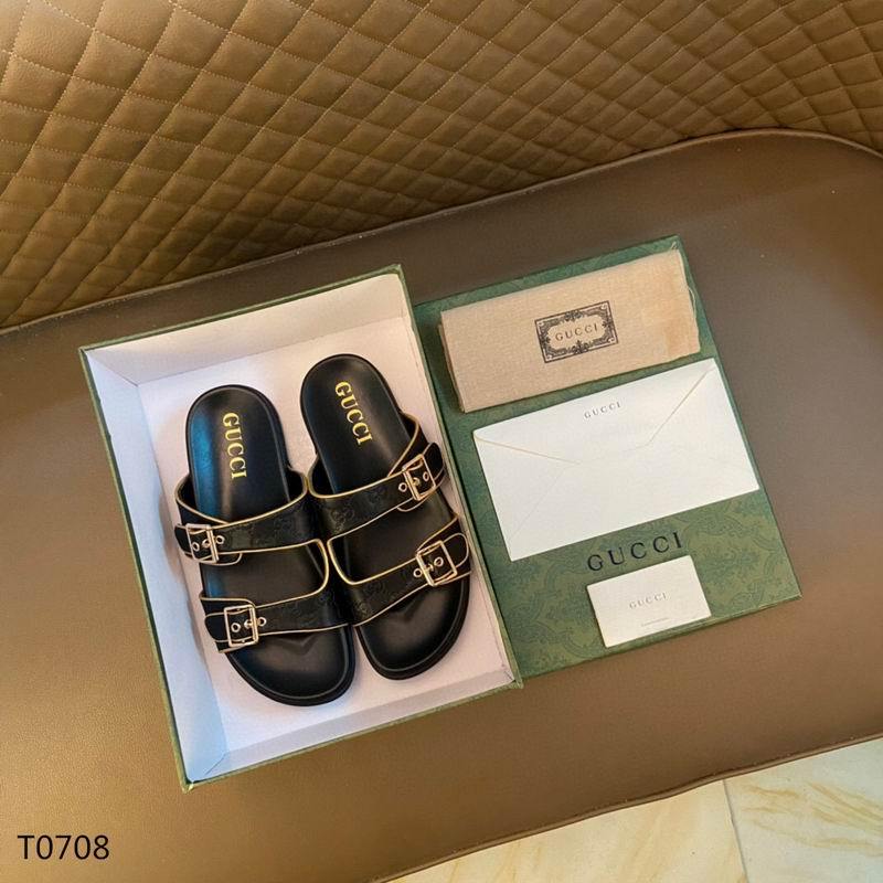 Gucci Men's Slippers 712